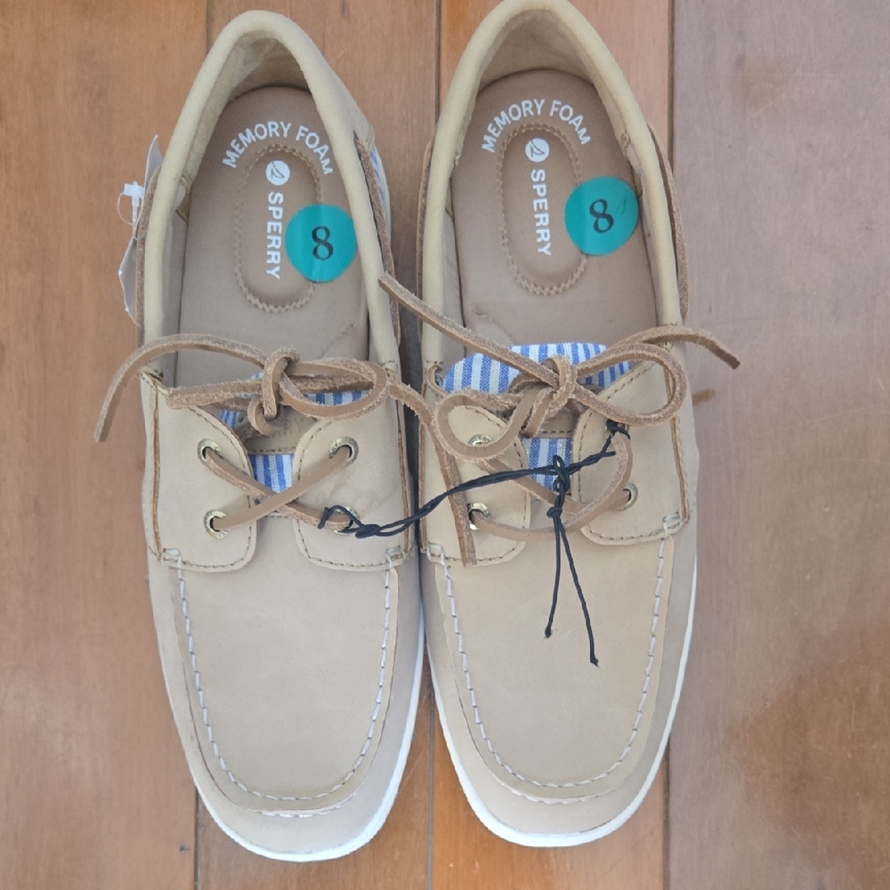 Sperry Tan Boat Shoes with Memory Foam